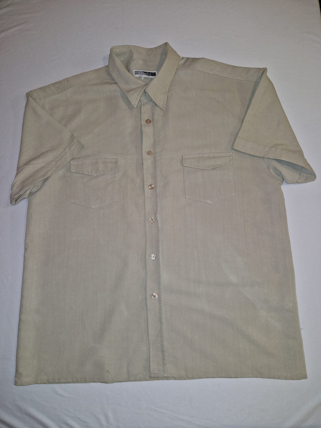Beige Short Sleeve Button-Up Shirt with Dual Chest Pockets