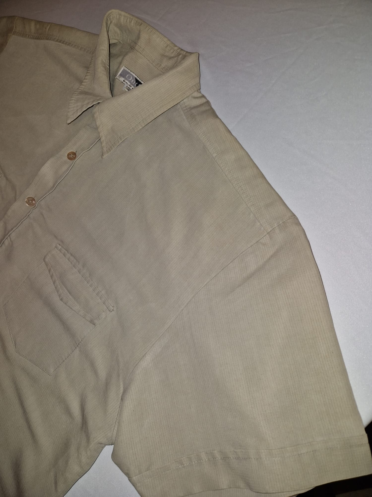 Beige Short Sleeve Button-Up Shirt with Dual Chest Pockets