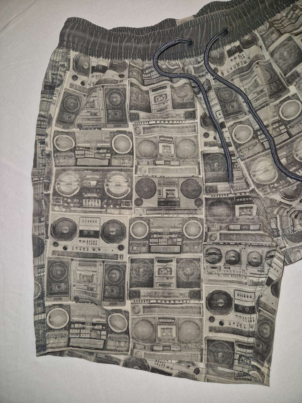 Retro Boombox Print Drawstring Shorts – Grey