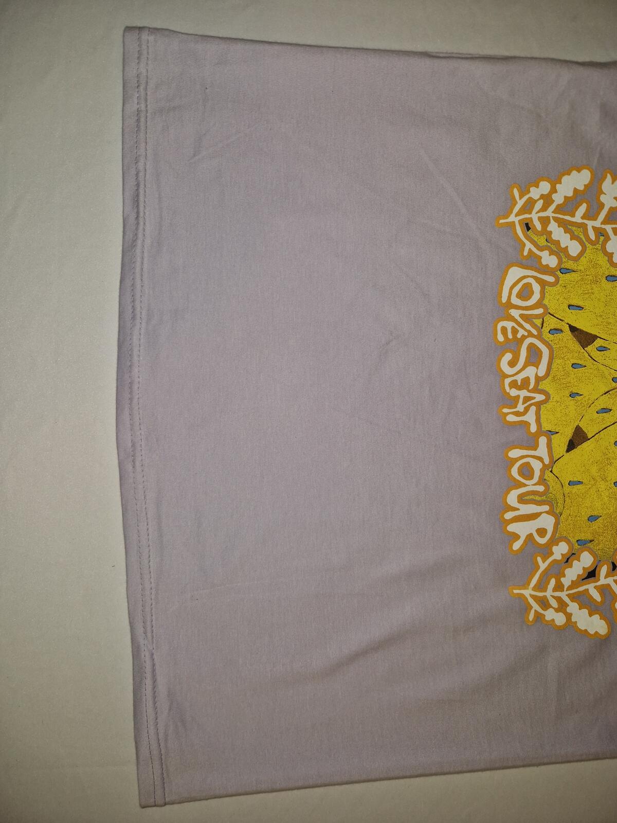Still Woozy Love Seat Tour Graphic T-Shirt