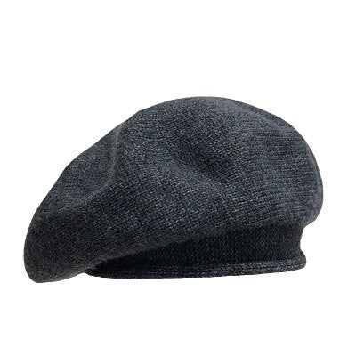 Rolled-Edge Knit Beret Suitable For Large Head Sizes Artist Hat That Accommodates Large Faces