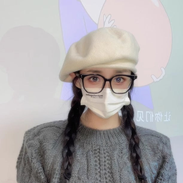 Rolled-Edge Knit Beret Suitable For Large Head Sizes Artist Hat That Accommodates Large Faces